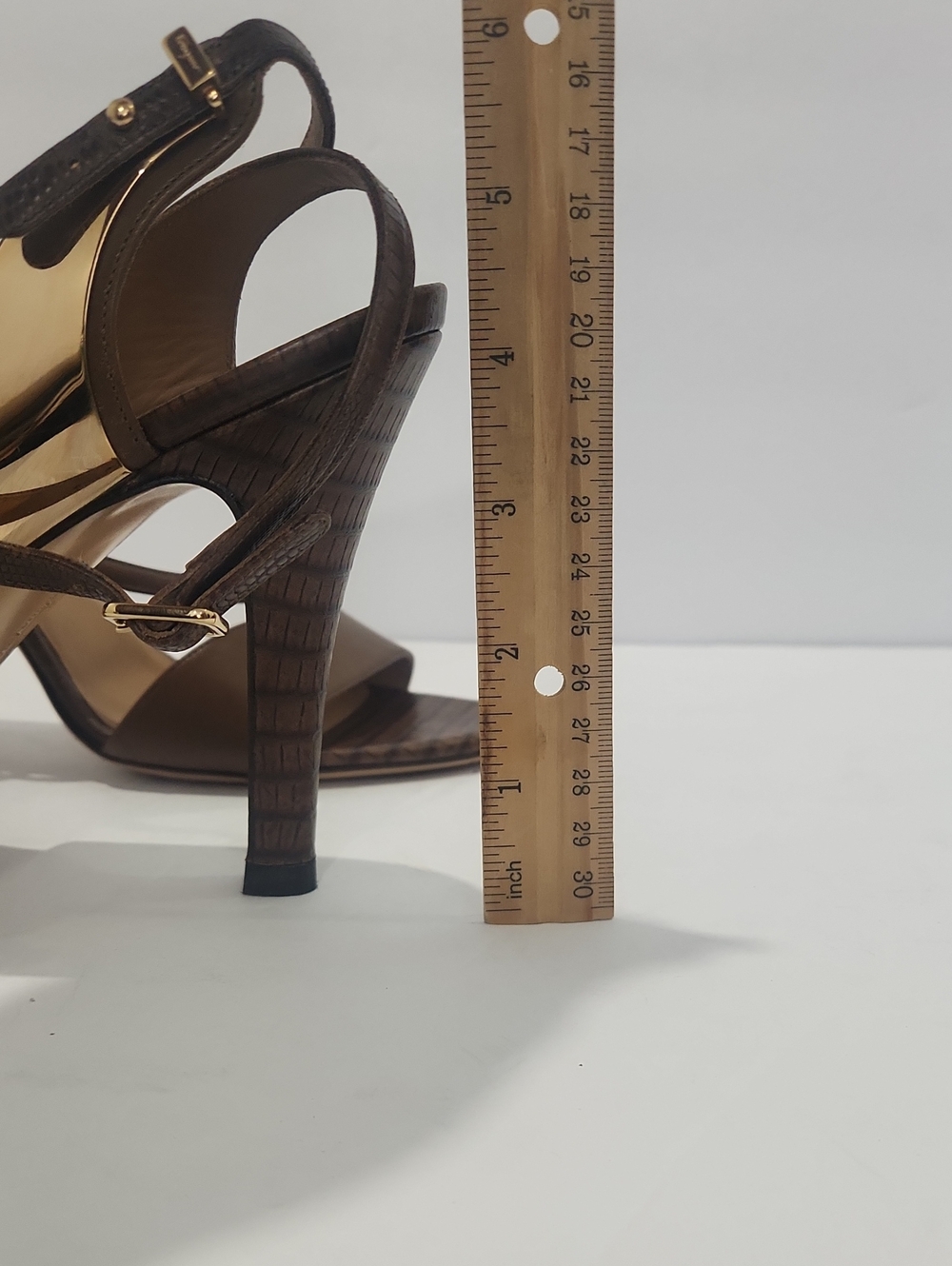 Salvatore Ferragamo Lizard Embossed Leather Heels - Picture 15 of 16